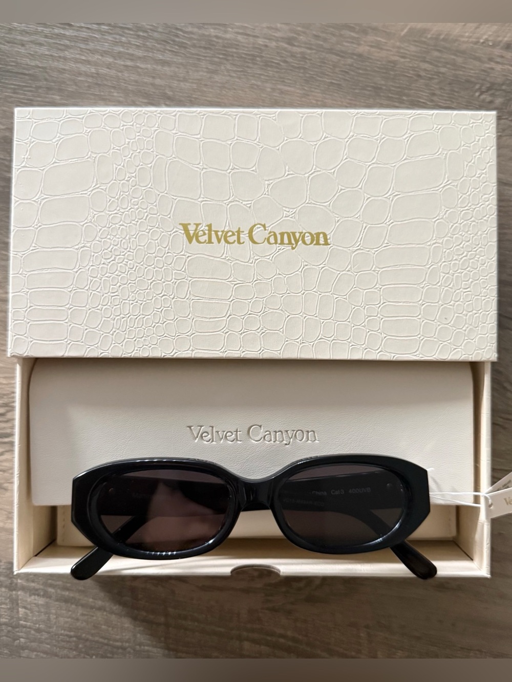 Velvet Canyon Sunglasses Mannequin Black NWT